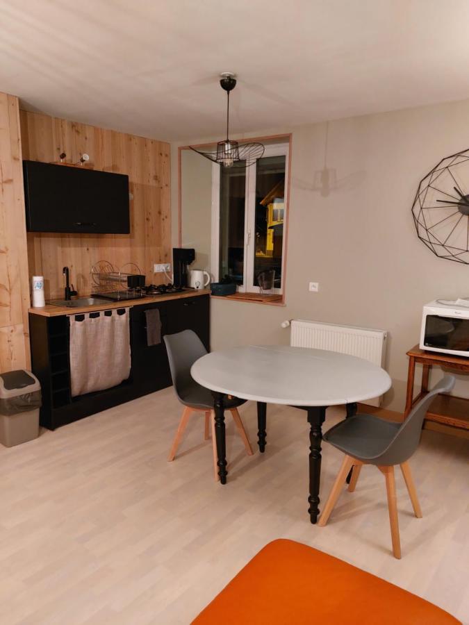 Frasne Studio Cosy De 2 A 4 Personnes Au Coeur Du Haut Doubs, Entre Les Lacs, Les Montagnes Et Les Vignobles 아파트 외부 사진