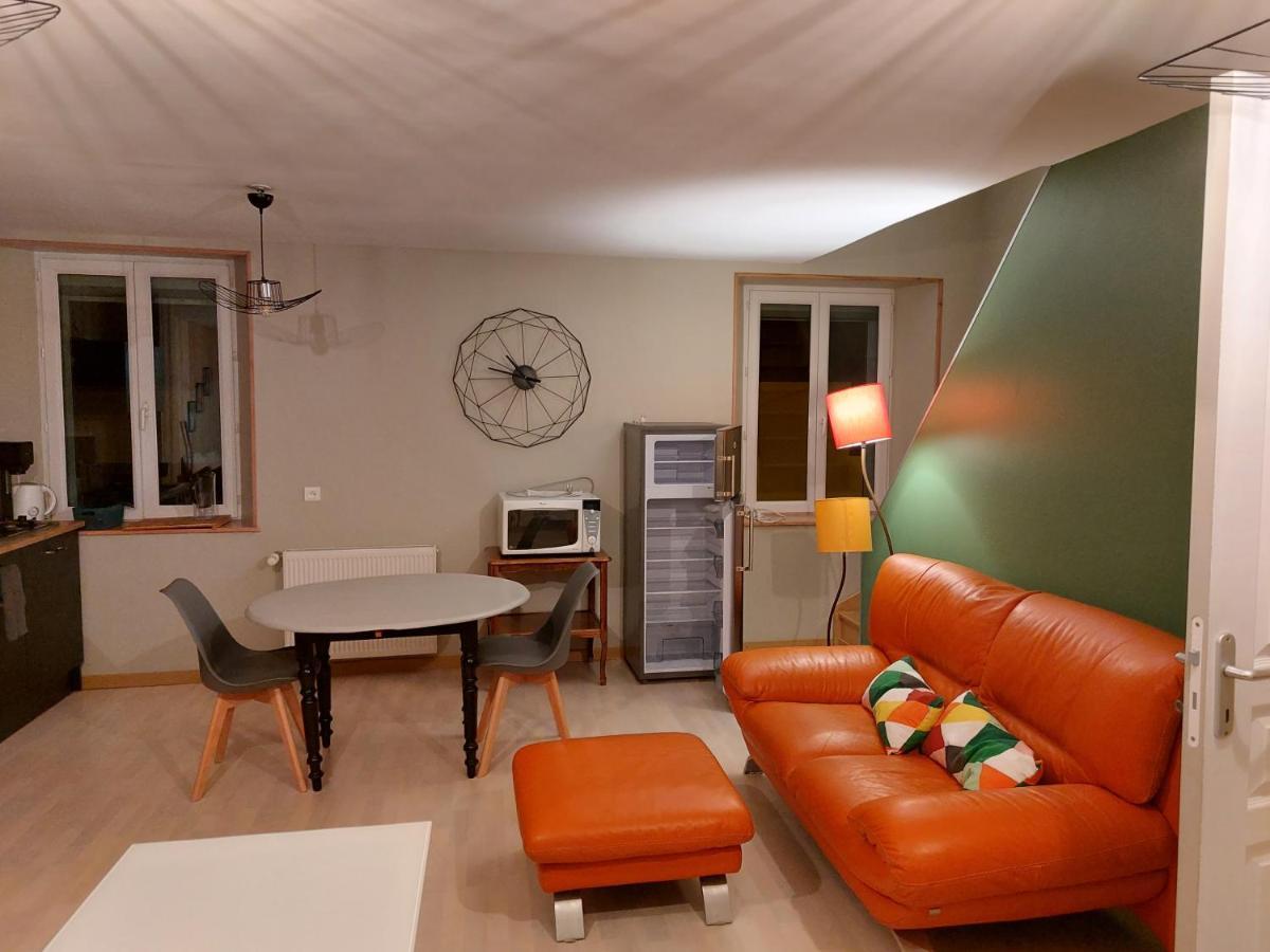 Frasne Studio Cosy De 2 A 4 Personnes Au Coeur Du Haut Doubs, Entre Les Lacs, Les Montagnes Et Les Vignobles 아파트 외부 사진
